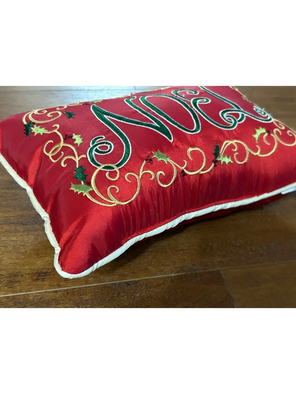Set of 2 Red NOEL Embroidered Christmas Decorative Pillows